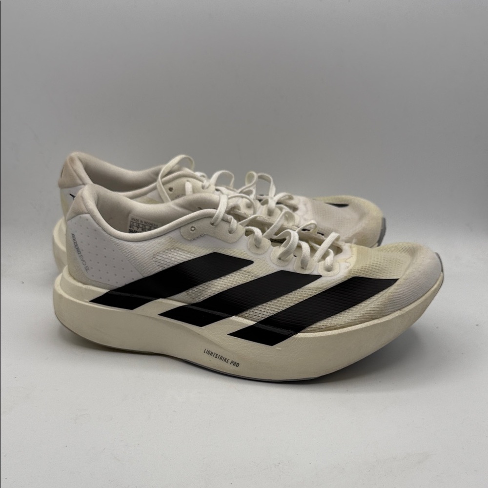 Adidas ADIZERO EVO SL women’s 8.5 Cream and Black Athletic Shoes S16